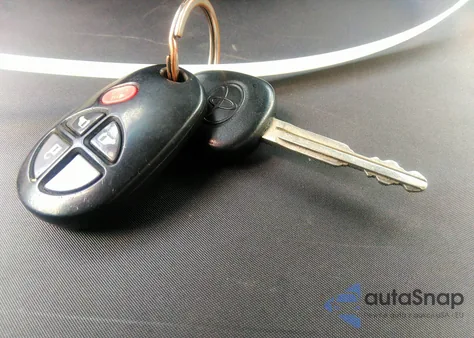 2011 Toyota Sienna Le V6 из США, поврежденный, VIN 5TDKK3DC0BS018622